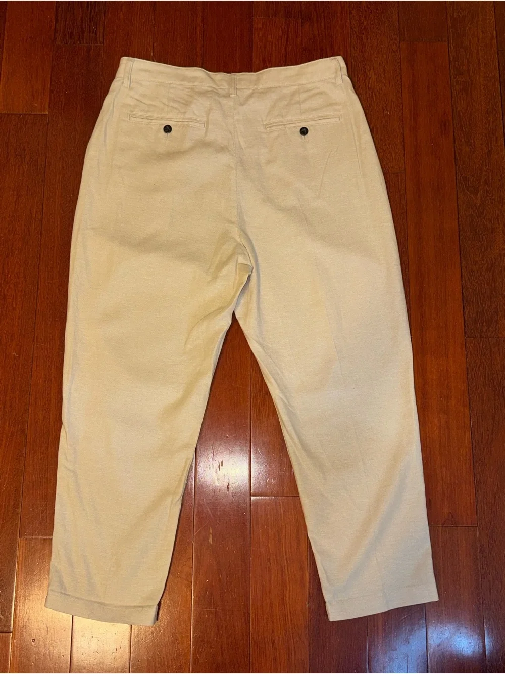 Banana Republic Relaxed Tapered Linen-Blend Pants 34x30 (25in inseam). Beige Men